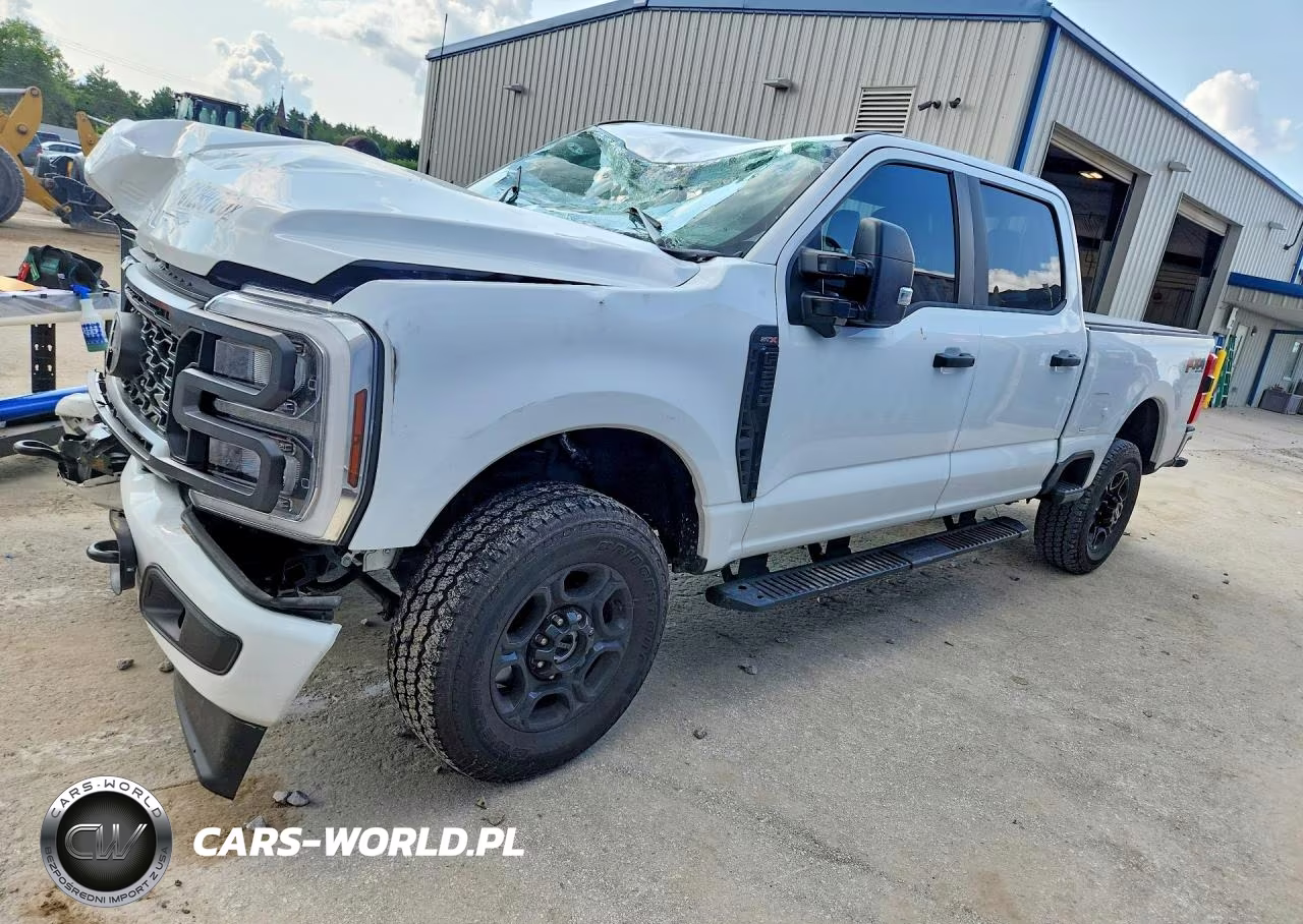 2024 Ford F250 Super Duty – zdjęcie 1 z 13