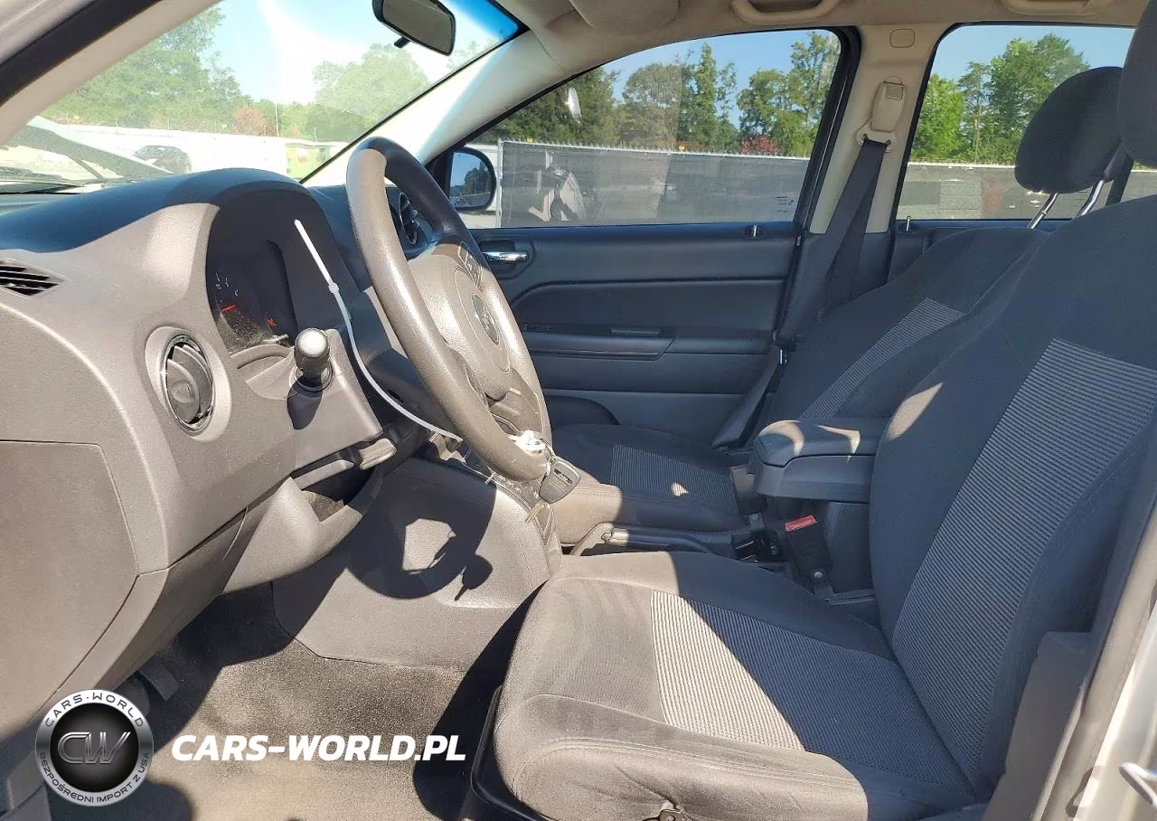 2012 Jeep Compass Sport VIN:1C4NJCBB8CD719450 - 7
