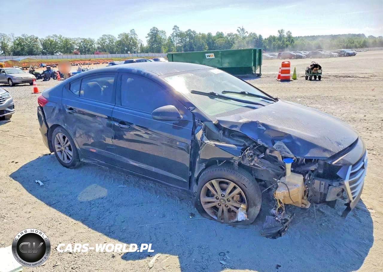 2018 Hyundai Elantra Sel VIN:5NPD84LF9JH311223 - 4