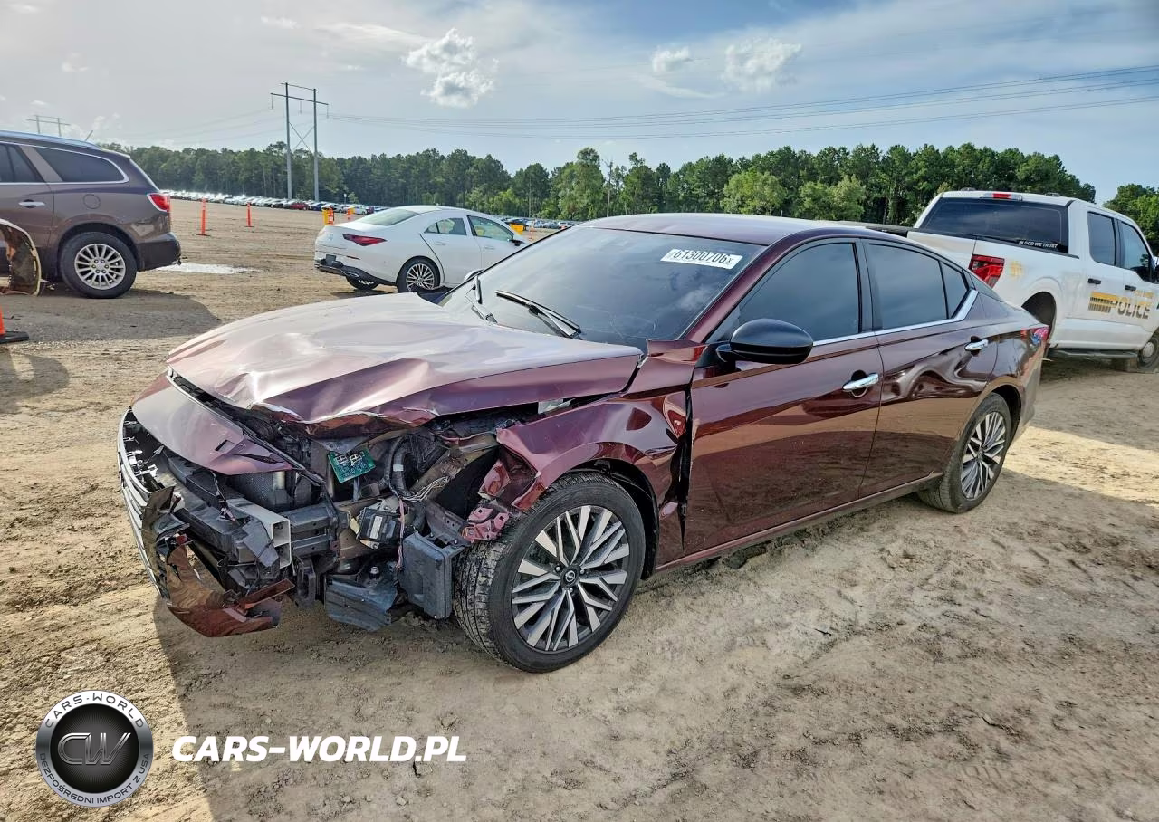 2024 Nissan Altima Sv