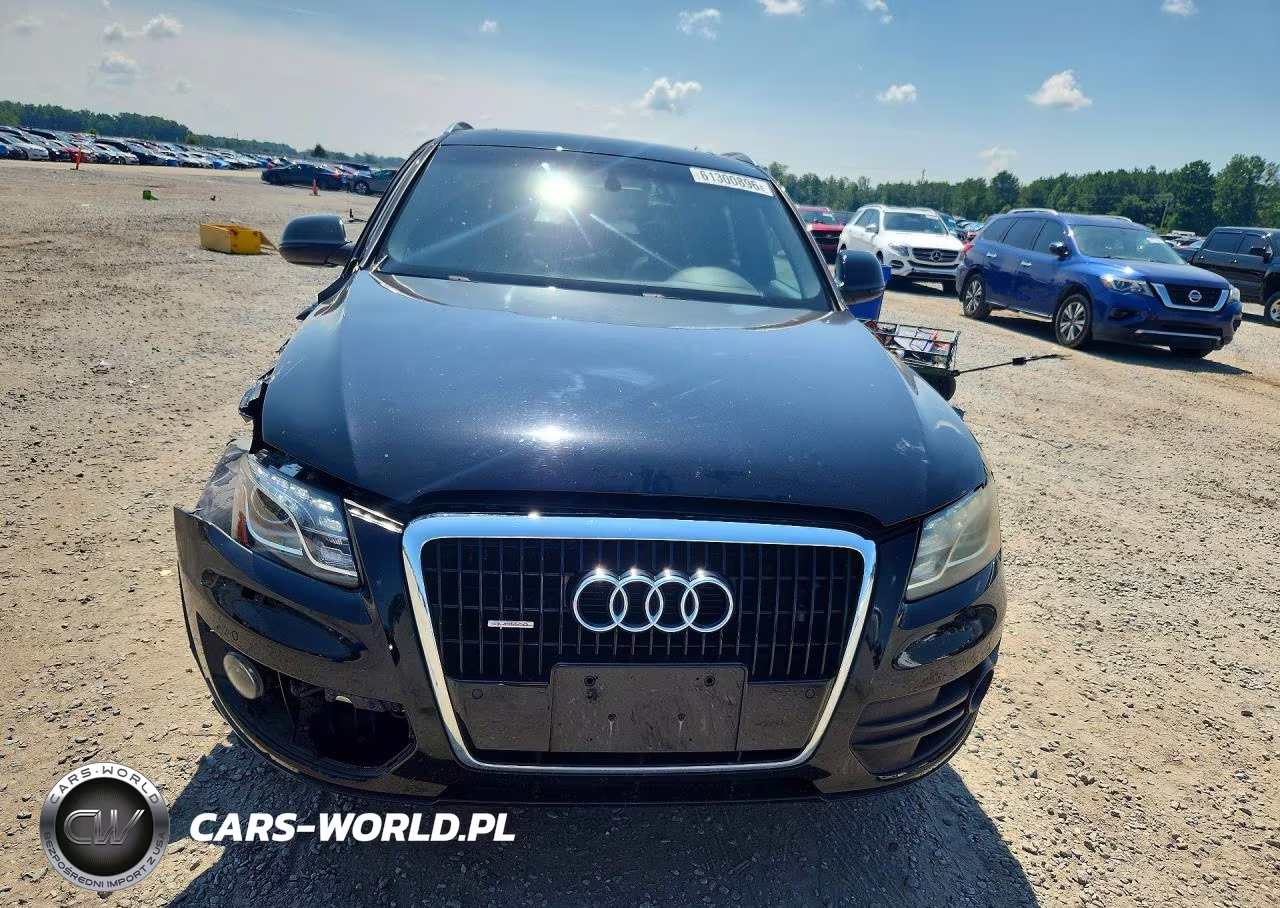 2010 Audi Q5 Premium Plus VIN:WA1LKAFP4AA087134 - 5