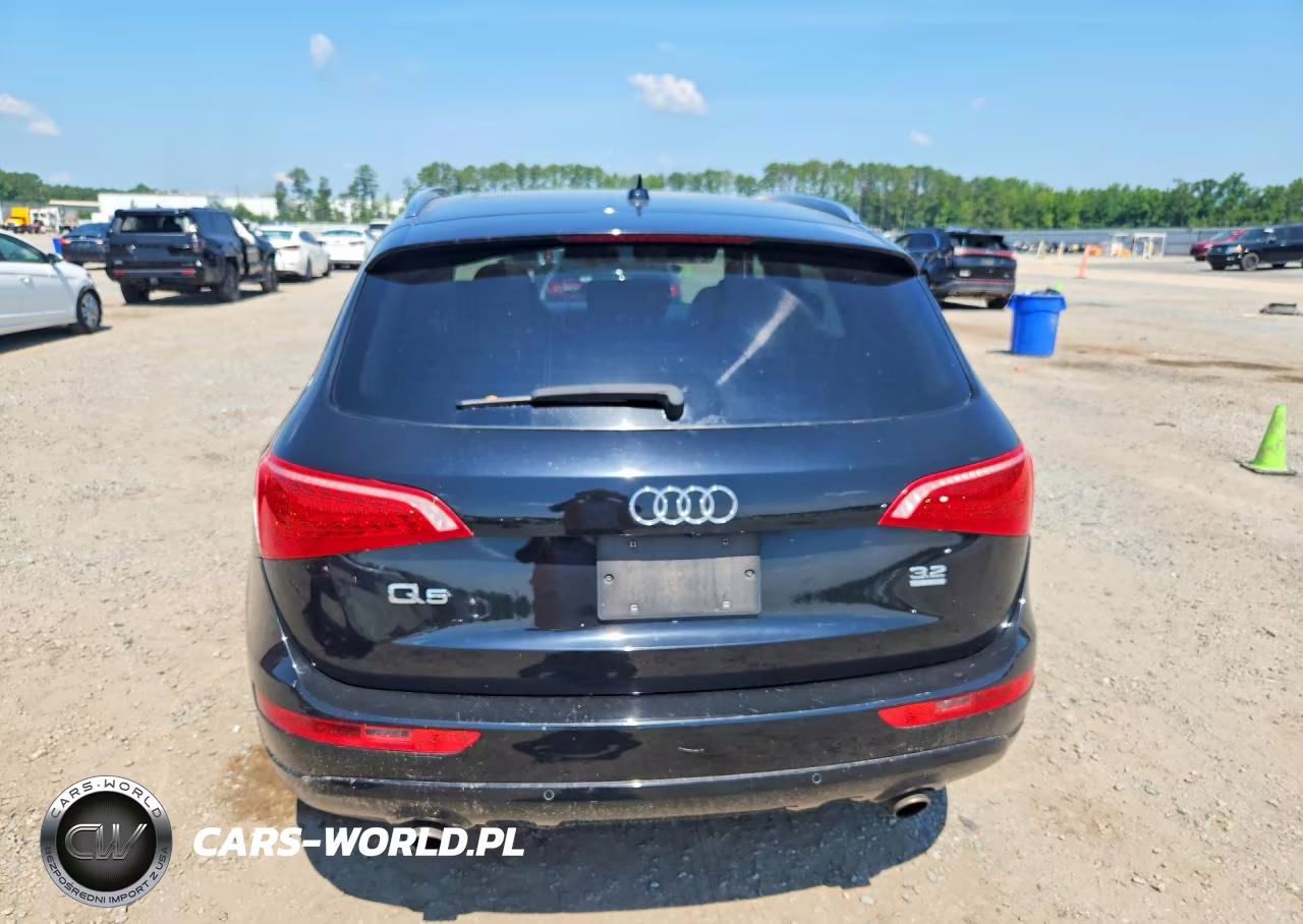 2010 Audi Q5 Premium Plus VIN:WA1LKAFP4AA087134 - 6