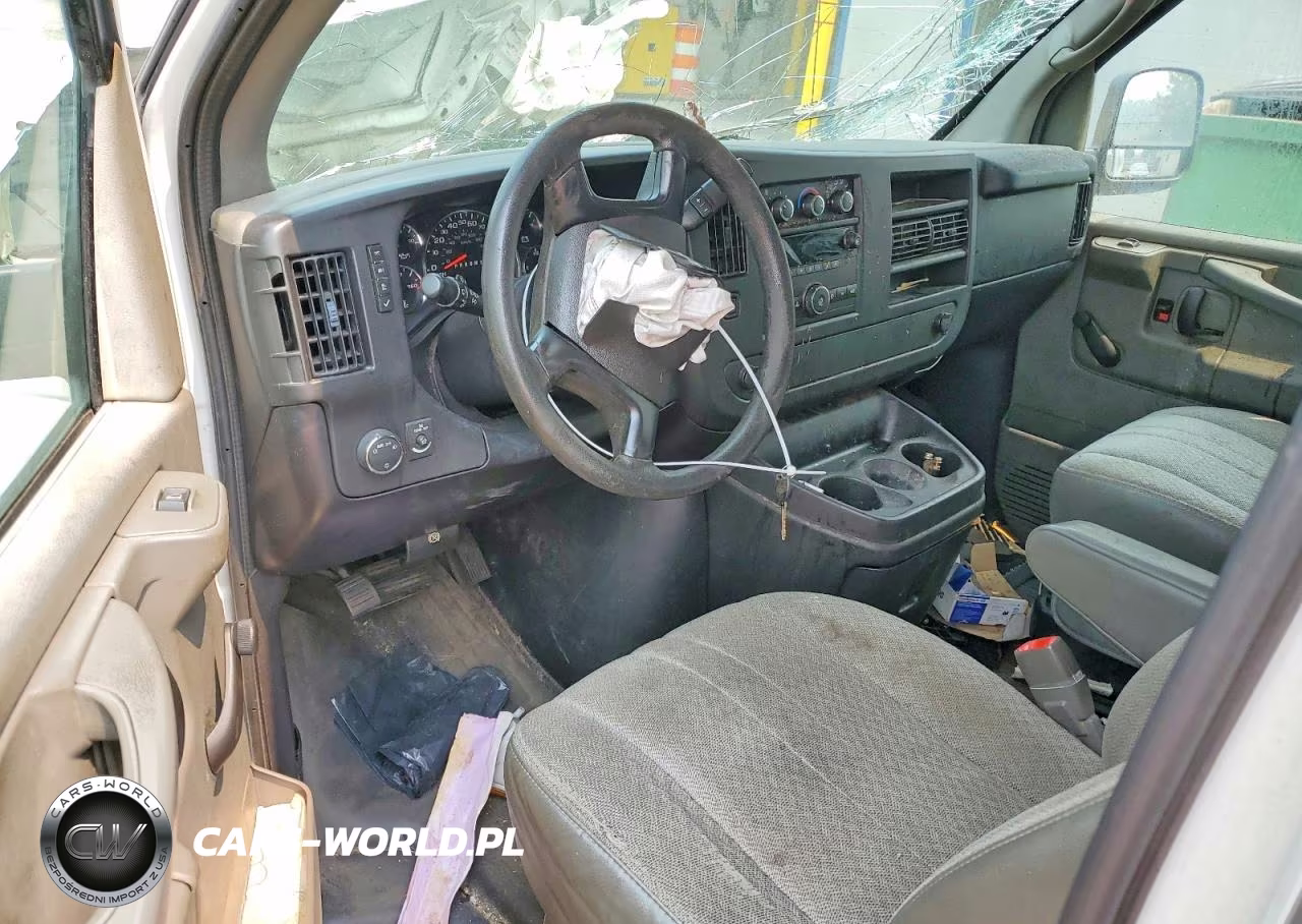 2011 Chevrolet Express G2500 VIN:1GCWGFBA2B1151207 - 8