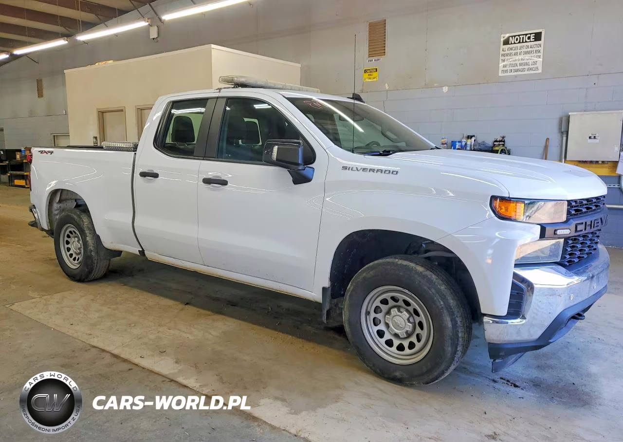 2020 Chevrolet Silverado K1500 VIN:1GCRYAEH9LZ316064 - 4