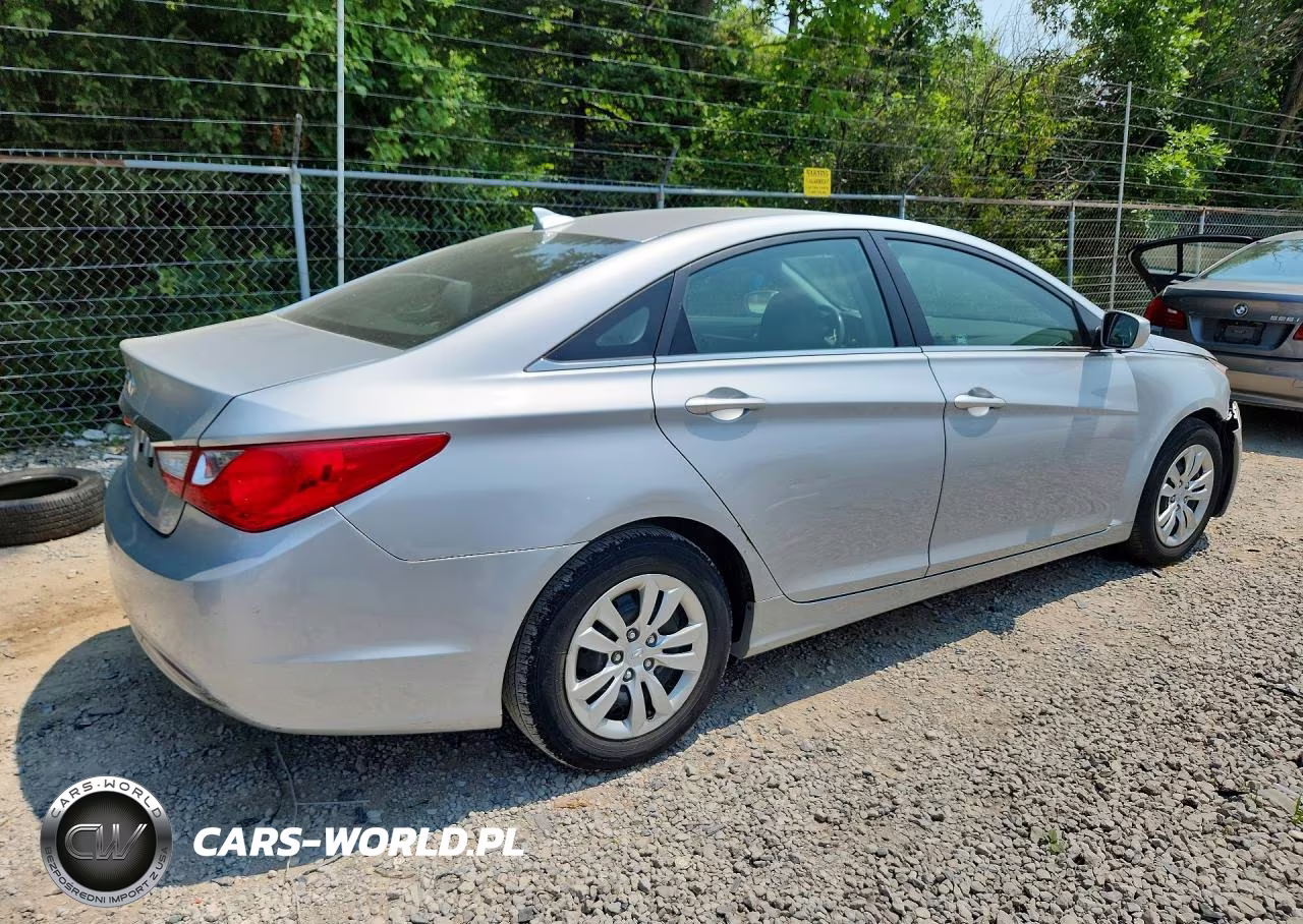 2012 Hyundai Sonata Gls VIN:5NPEB4AC4CH329209 - 3