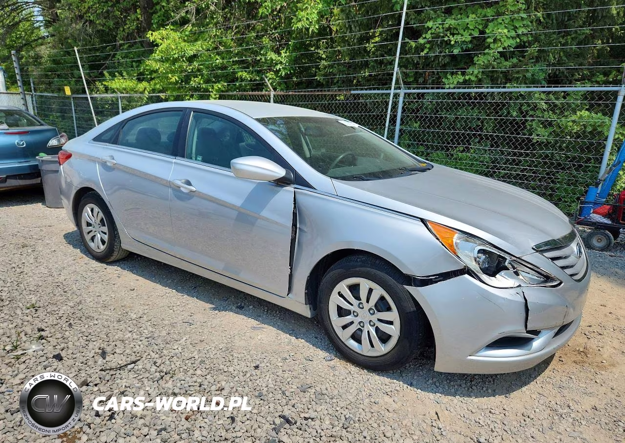 2012 Hyundai Sonata Gls VIN:5NPEB4AC4CH329209 - 4