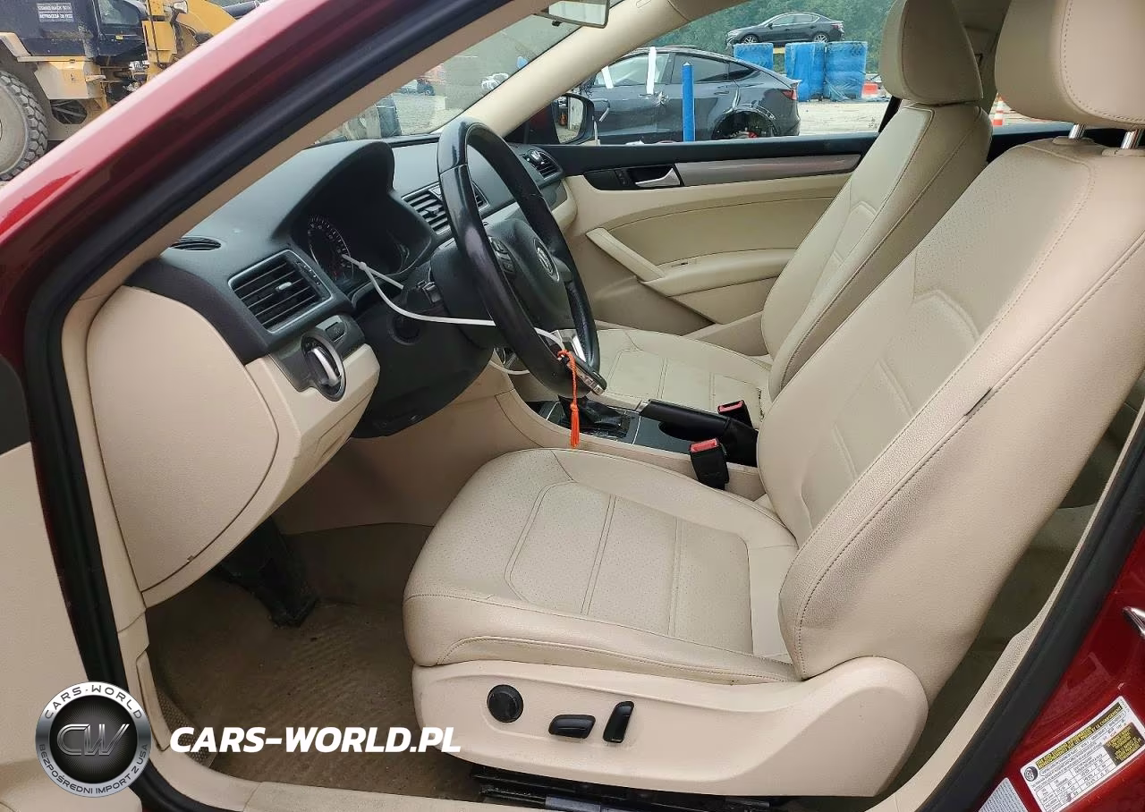 2015 Volkswagen Passat S VIN:1VWAT7A31FC086744 - 7