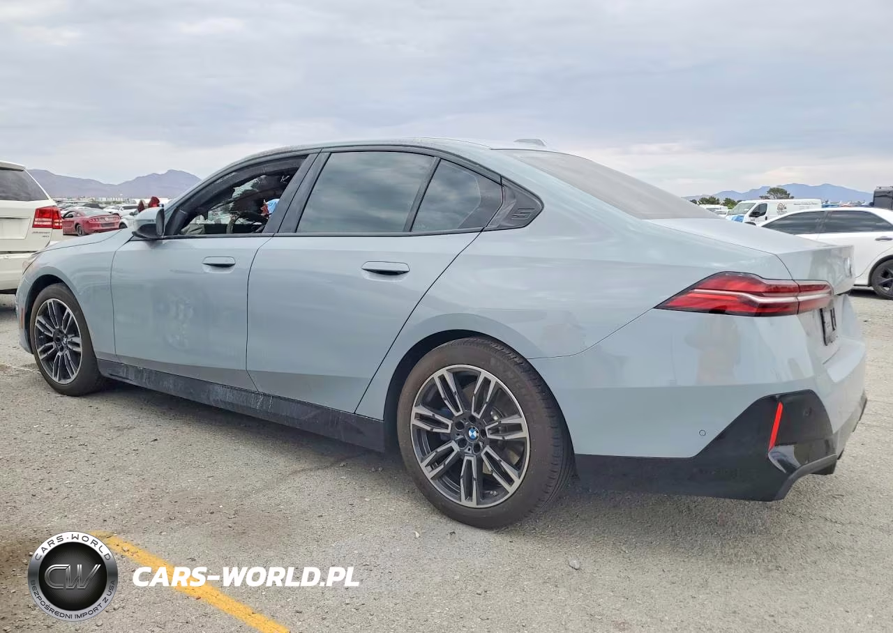 2025 BMW 530 I VIN:WBA43FJ08SCU38421 - 2