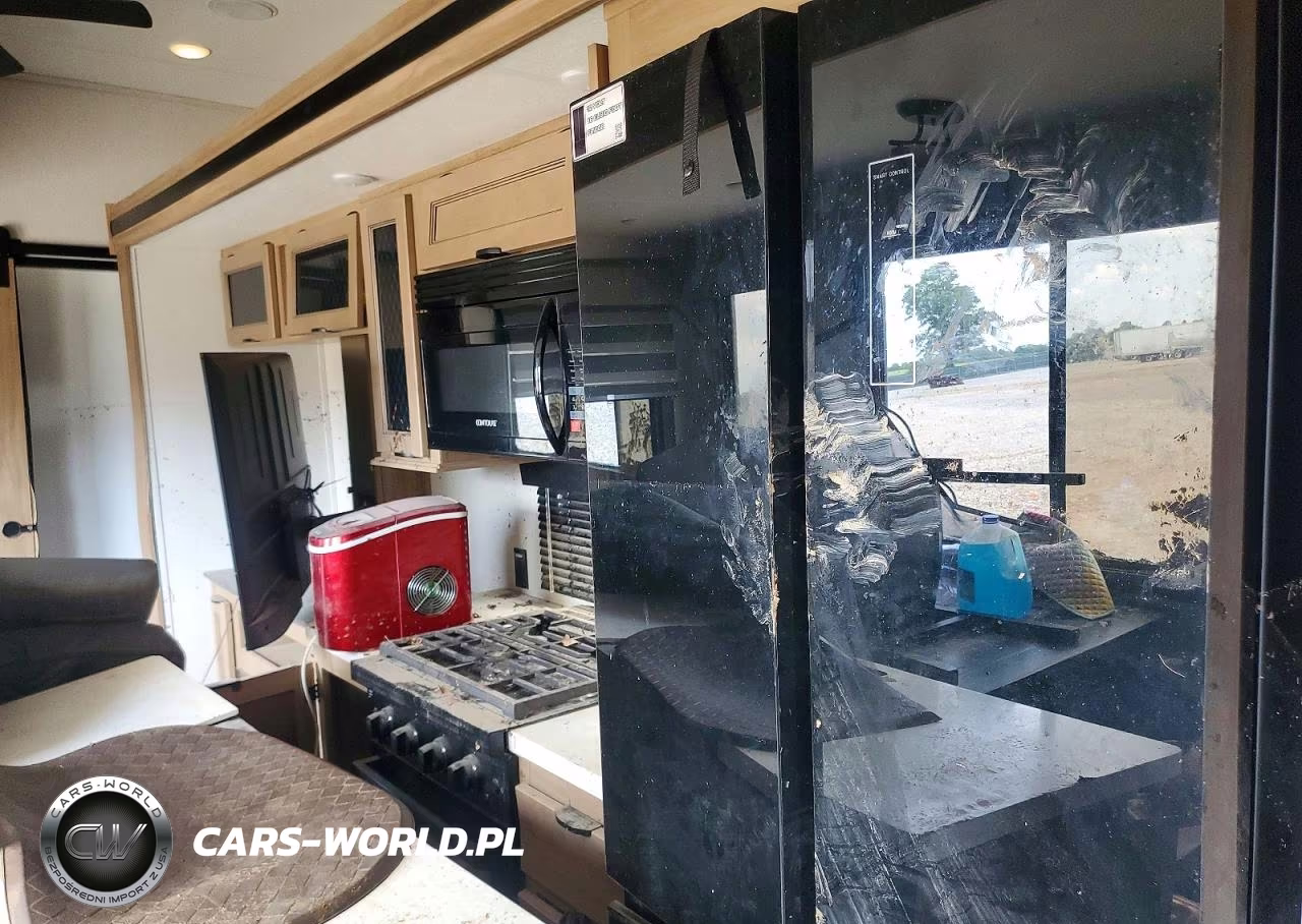 2024 Sabre 5Th Wheel VIN:5ZT3SR3B6R6114165 - 6