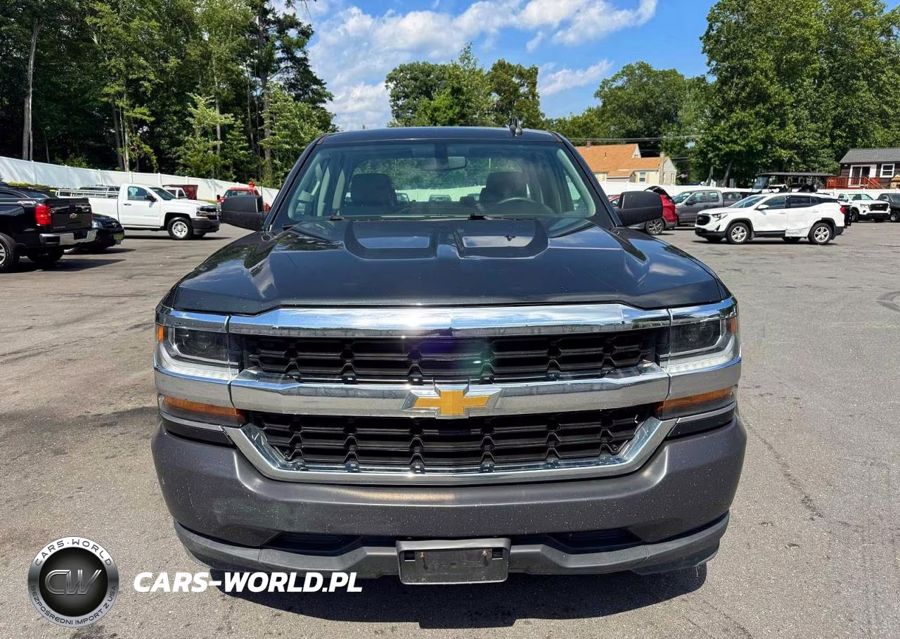 2018 Chevrolet Silverado C1500 VIN:1GCRCNEH9JZ152690 - 6