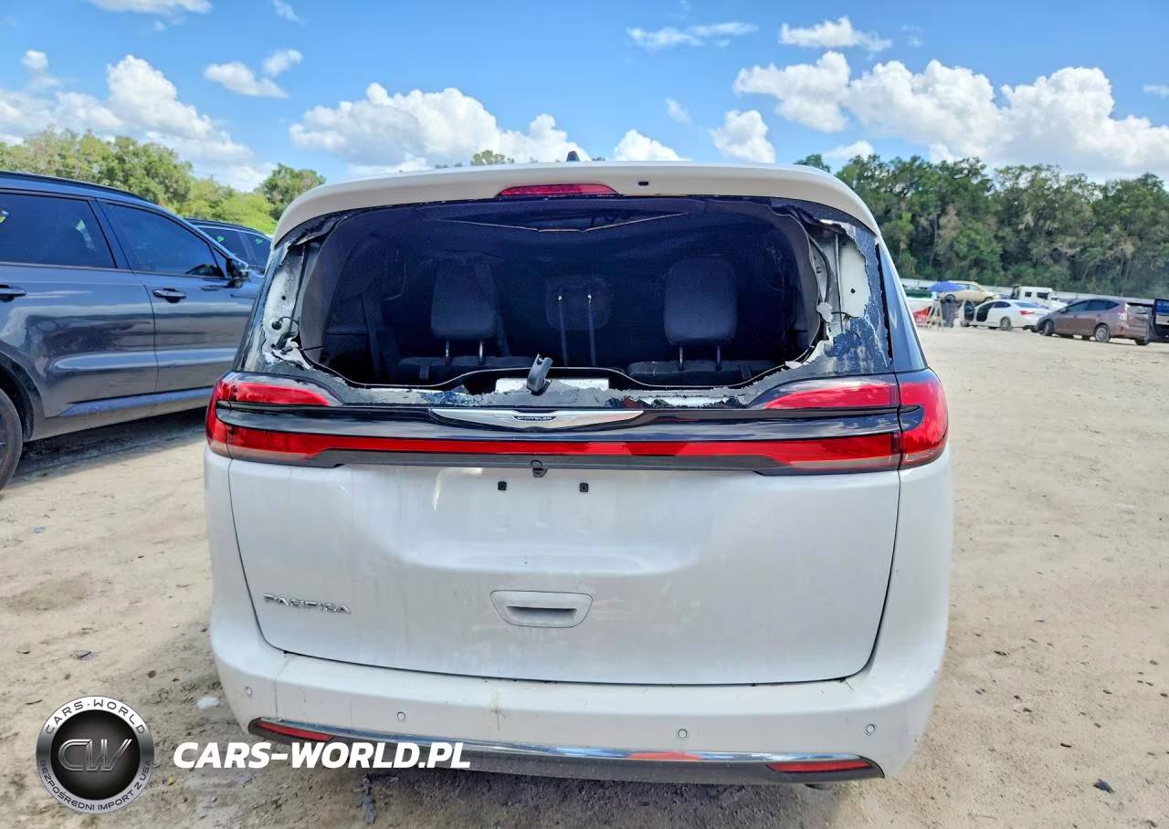 2026 Chrysler Pacifica Select VIN:2C4RC1BG6TR193389 - 6