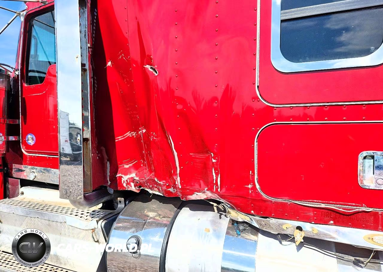 2020 Kenworth Construction W900 VIN:1XKWD49X4LJ314162 - 13