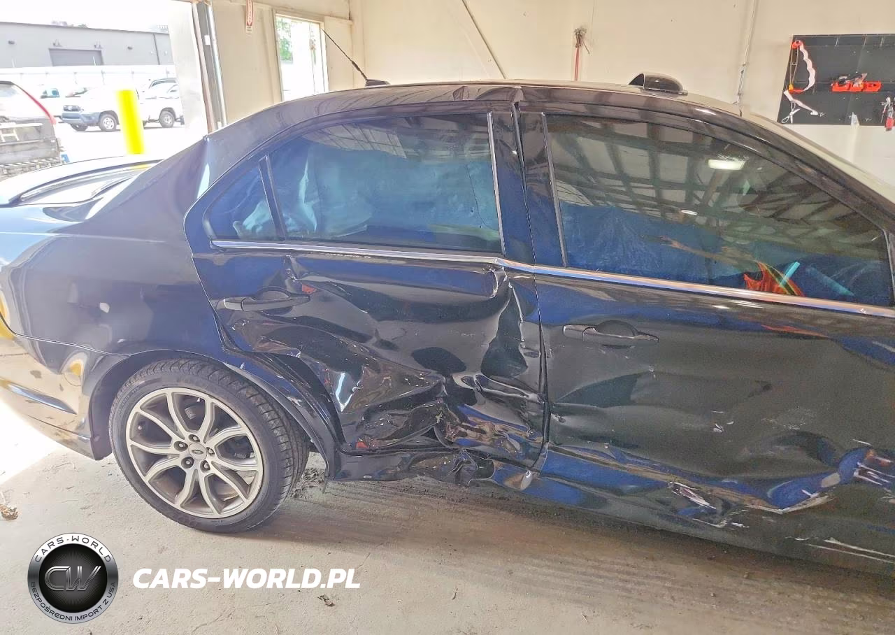 2011 Ford Fusion Se VIN:3FAHP0HA0BR137234 - 10