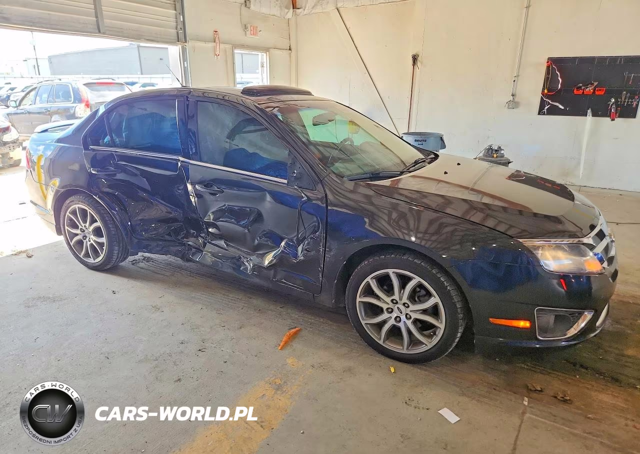 2011 Ford Fusion Se VIN:3FAHP0HA0BR137234 - 4