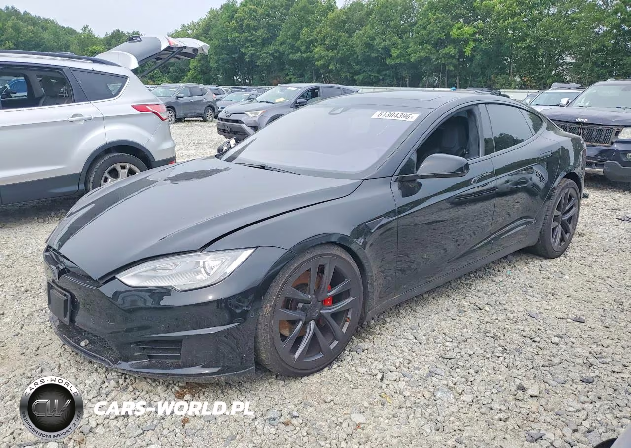 2015 Tesla Model S – zdjęcie 1 z 12