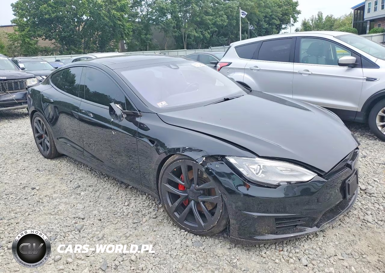 2015 Tesla Model S VIN:5YJSA1E4XFF112726 - 4