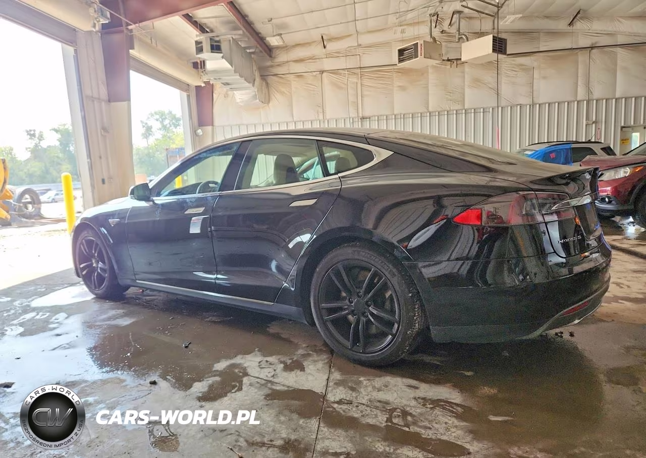 2015 Tesla Model S 85D VIN:5YJSA1H24FFP77826 - 2
