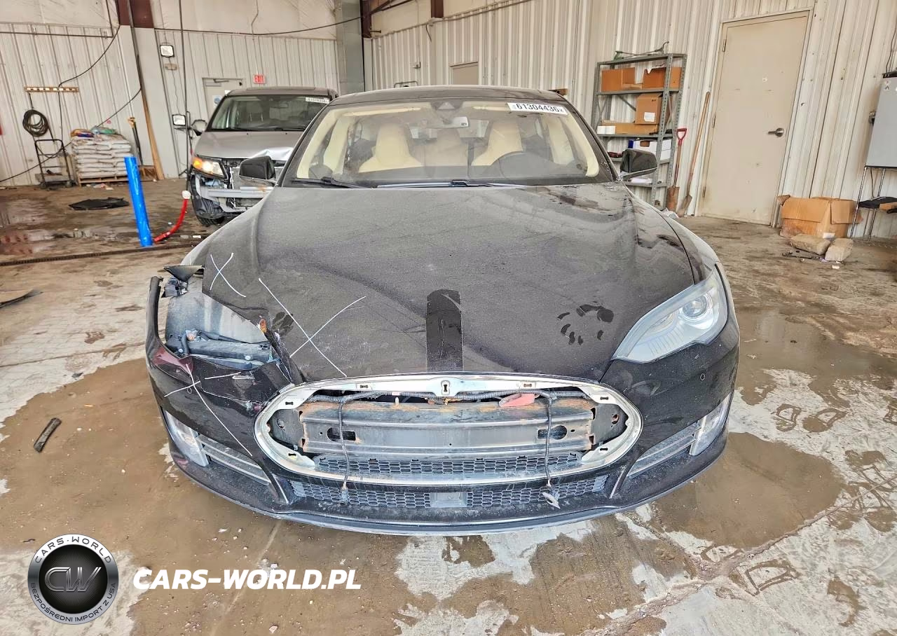 2015 Tesla Model S 85D VIN:5YJSA1H24FFP77826 - 5