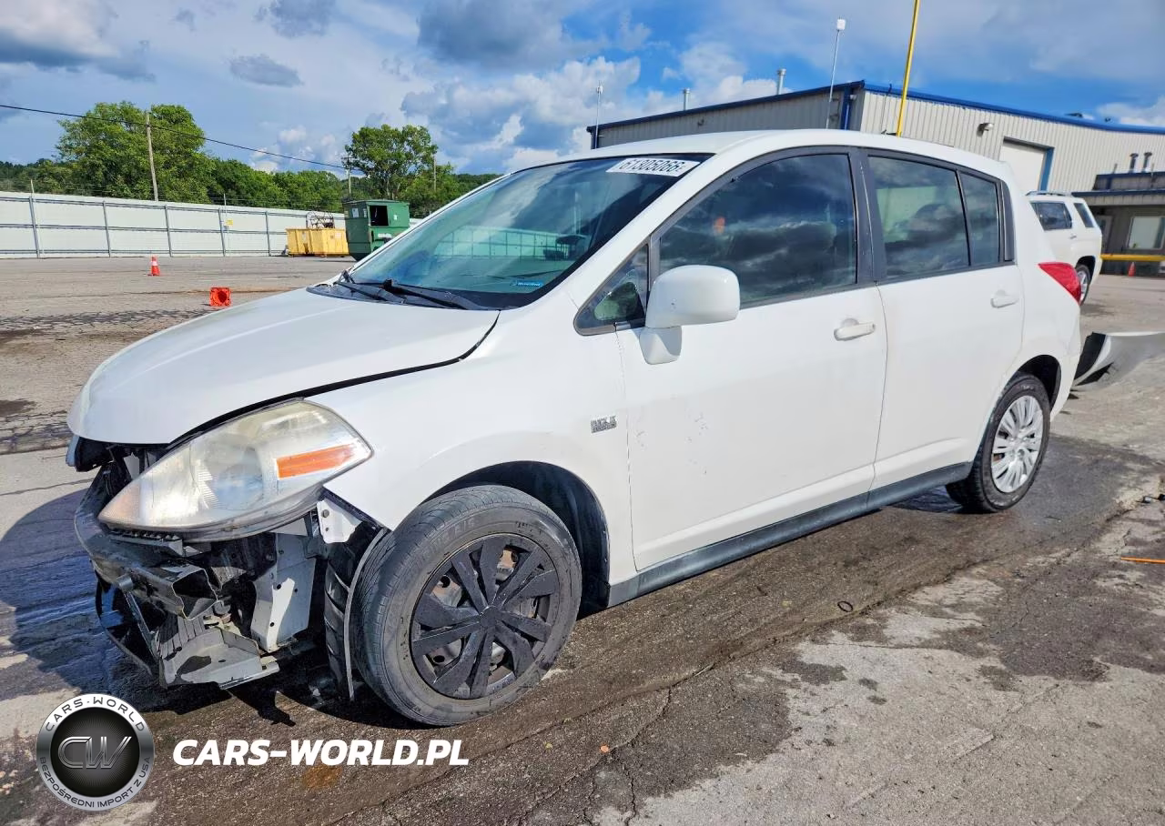 2011 Nissan Versa 1.8 S