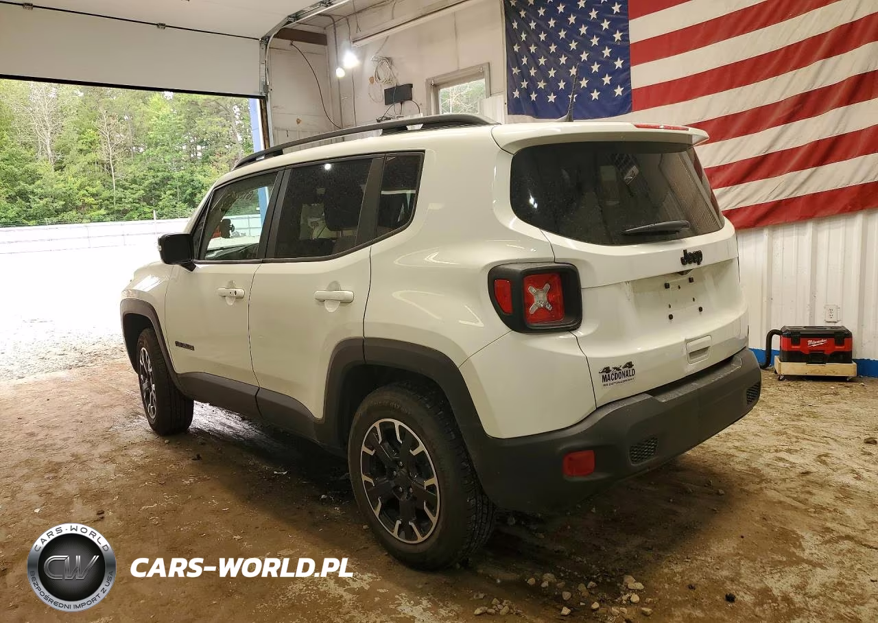 2023 Jeep Renegade Latitude VIN:ZACNJDB17PPP45023 - 2