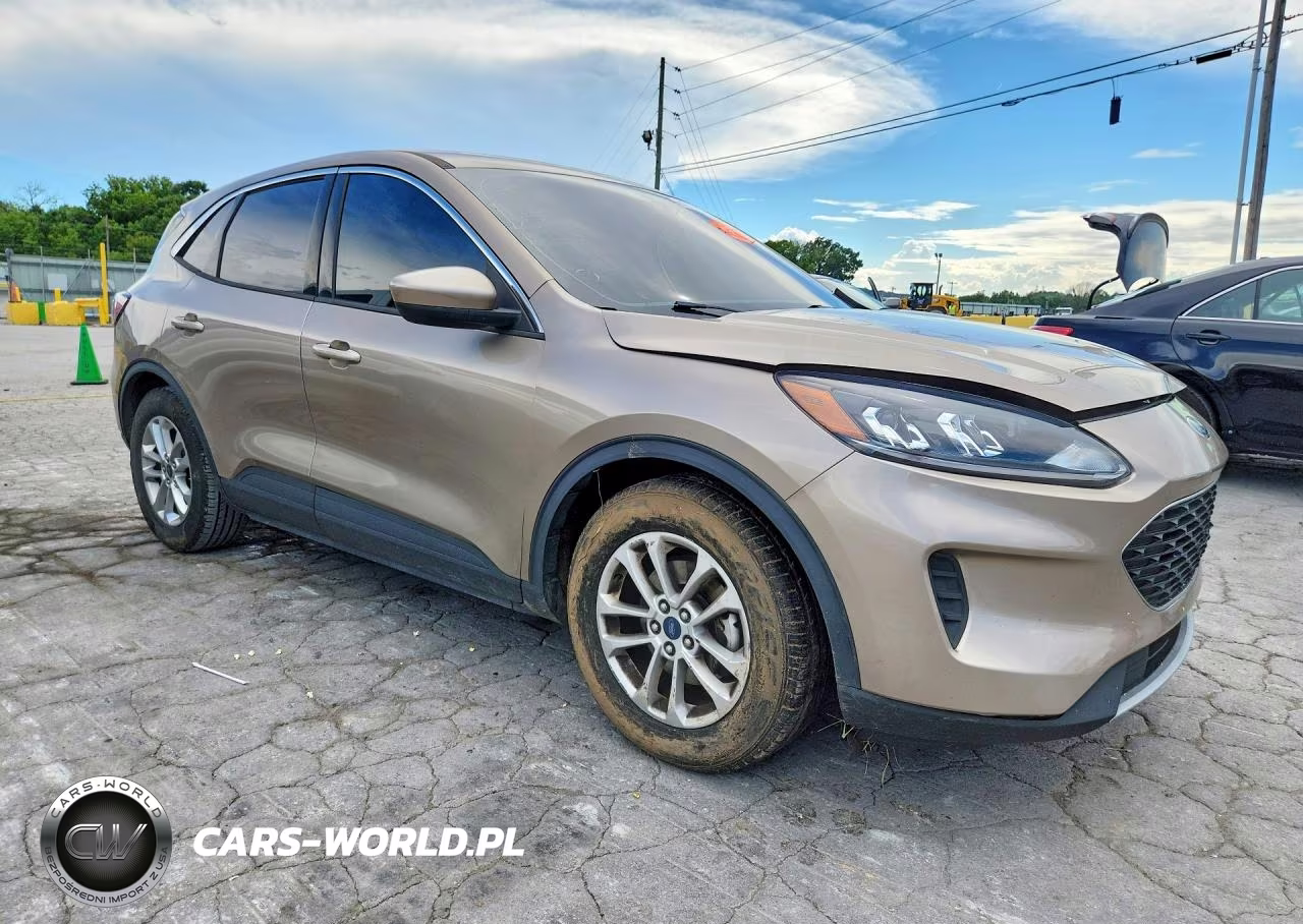 2020 Ford Escape Se VIN:1FMCU0G63LUA46751 - 4