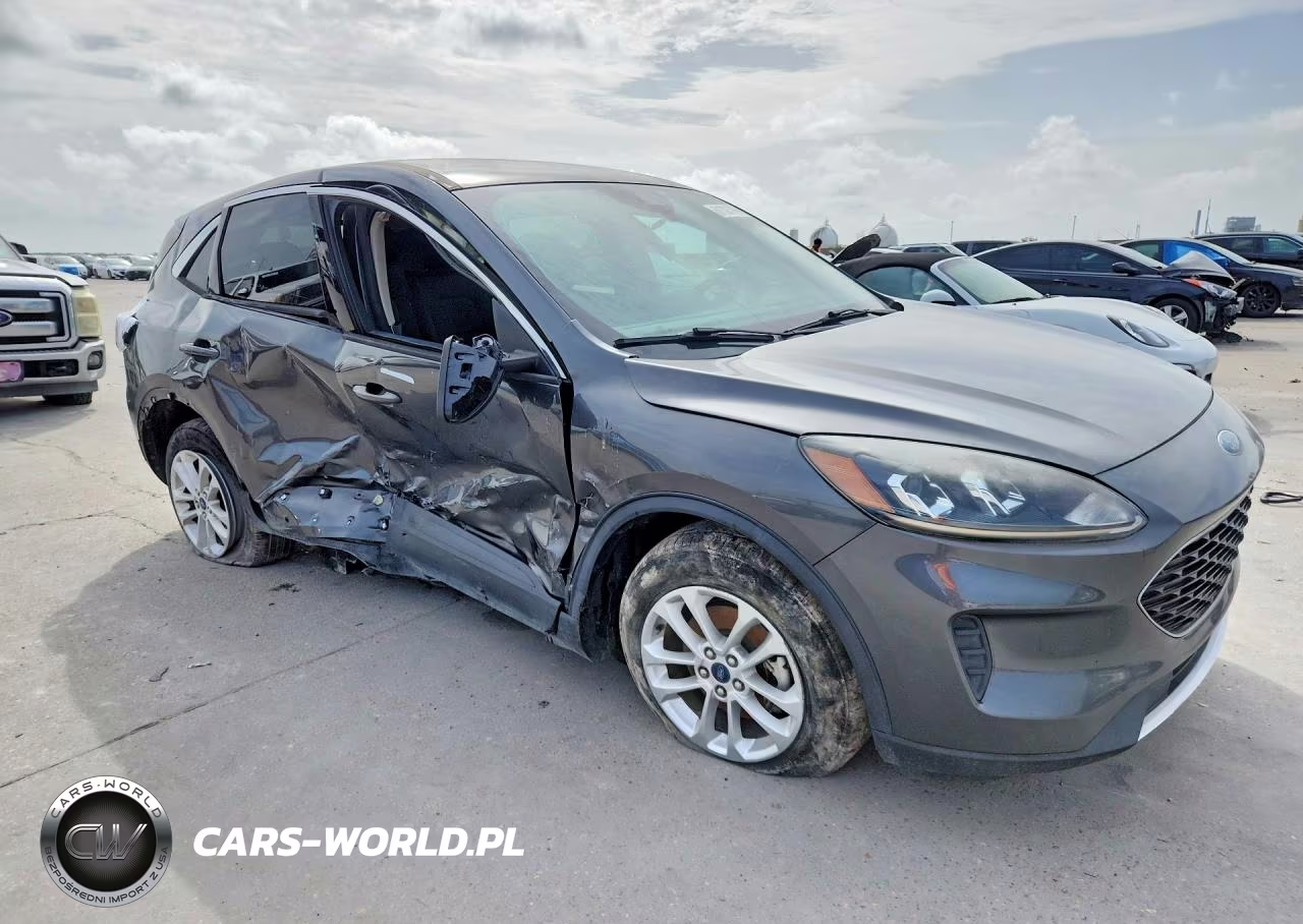 2020 Ford Escape Se VIN:1FMCU0G66LUA93031 - 4