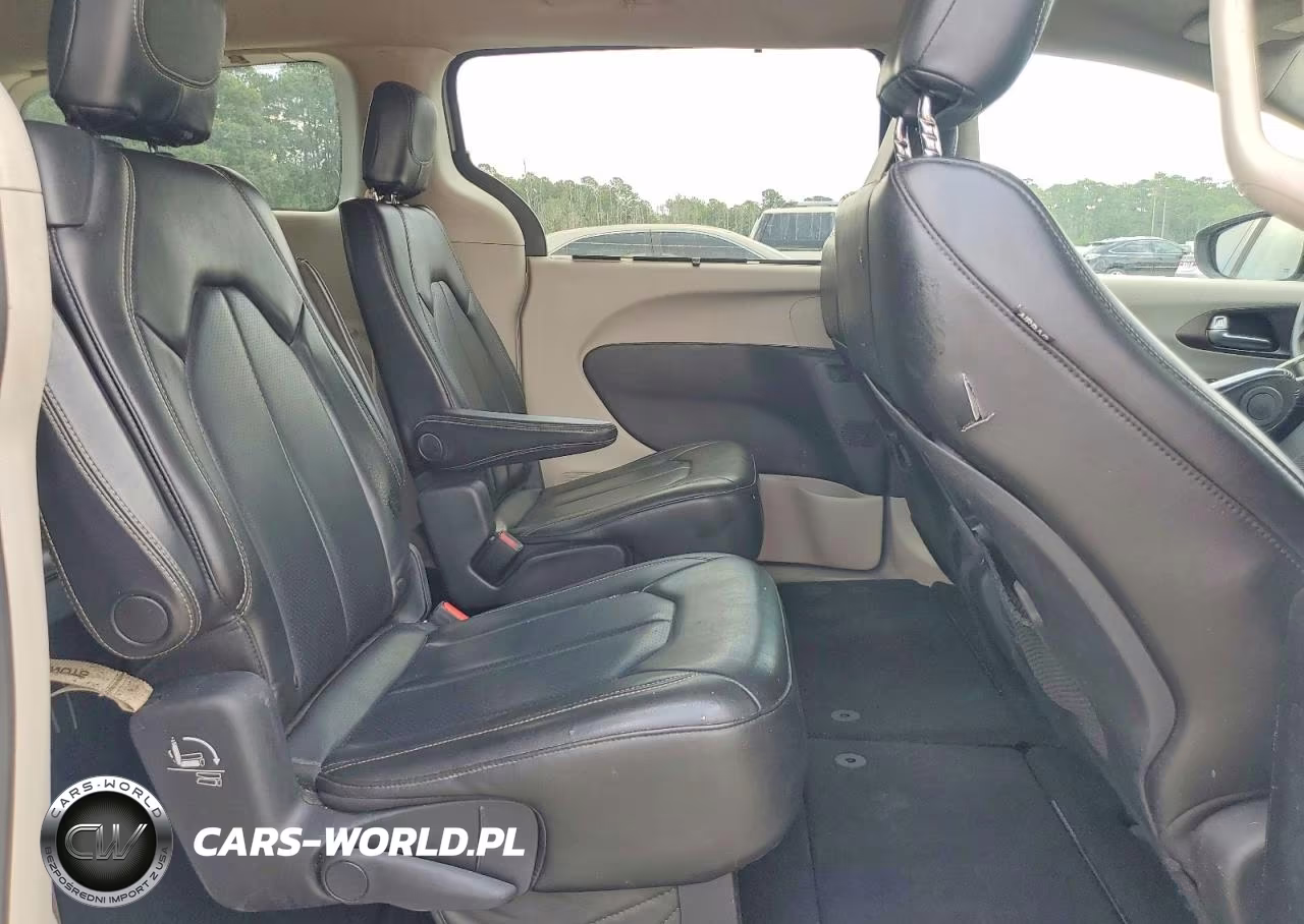 2020 Chrysler Voyager Lxi VIN:2C4RC1DG7LR182365 - 11