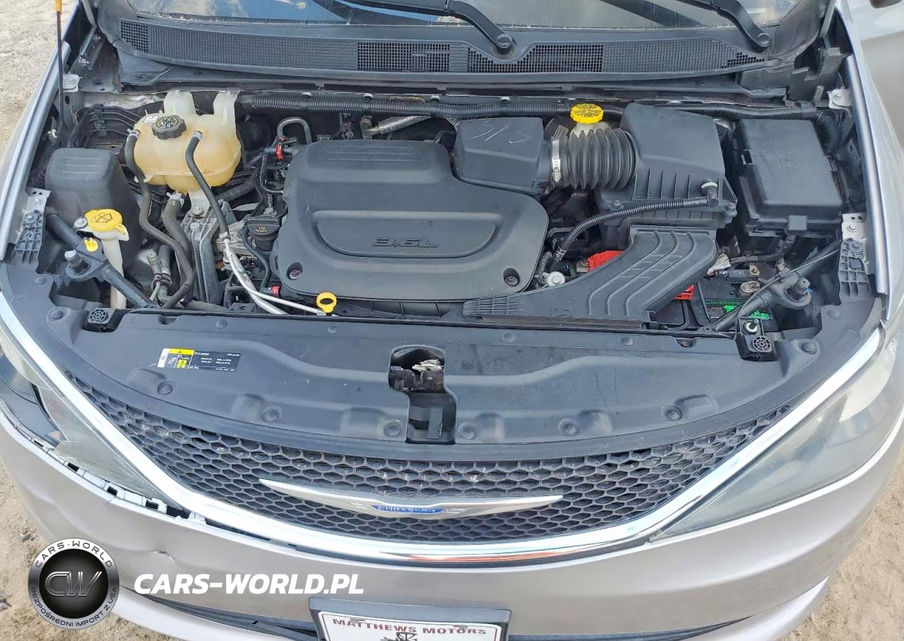 2020 Chrysler Voyager Lxi VIN:2C4RC1DG7LR182365 - 12