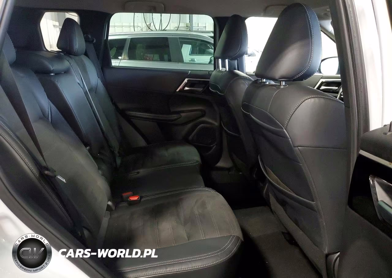 2023 Mitsubishi Outlander Se VIN:JA4J4UA86PZ013422 - 10