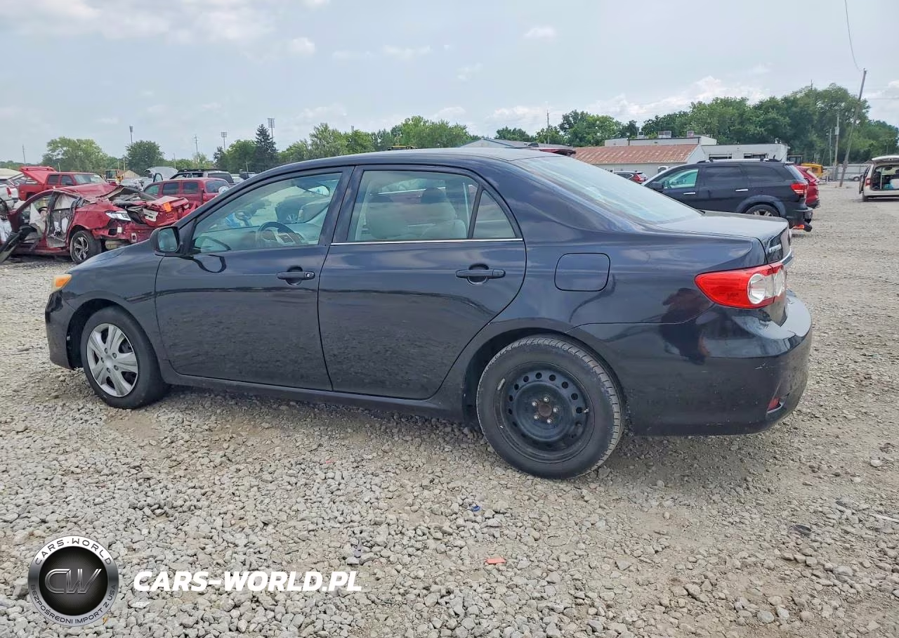2013 Toyota Corolla Le VIN:5YFBU4EE0DP181590 - 2