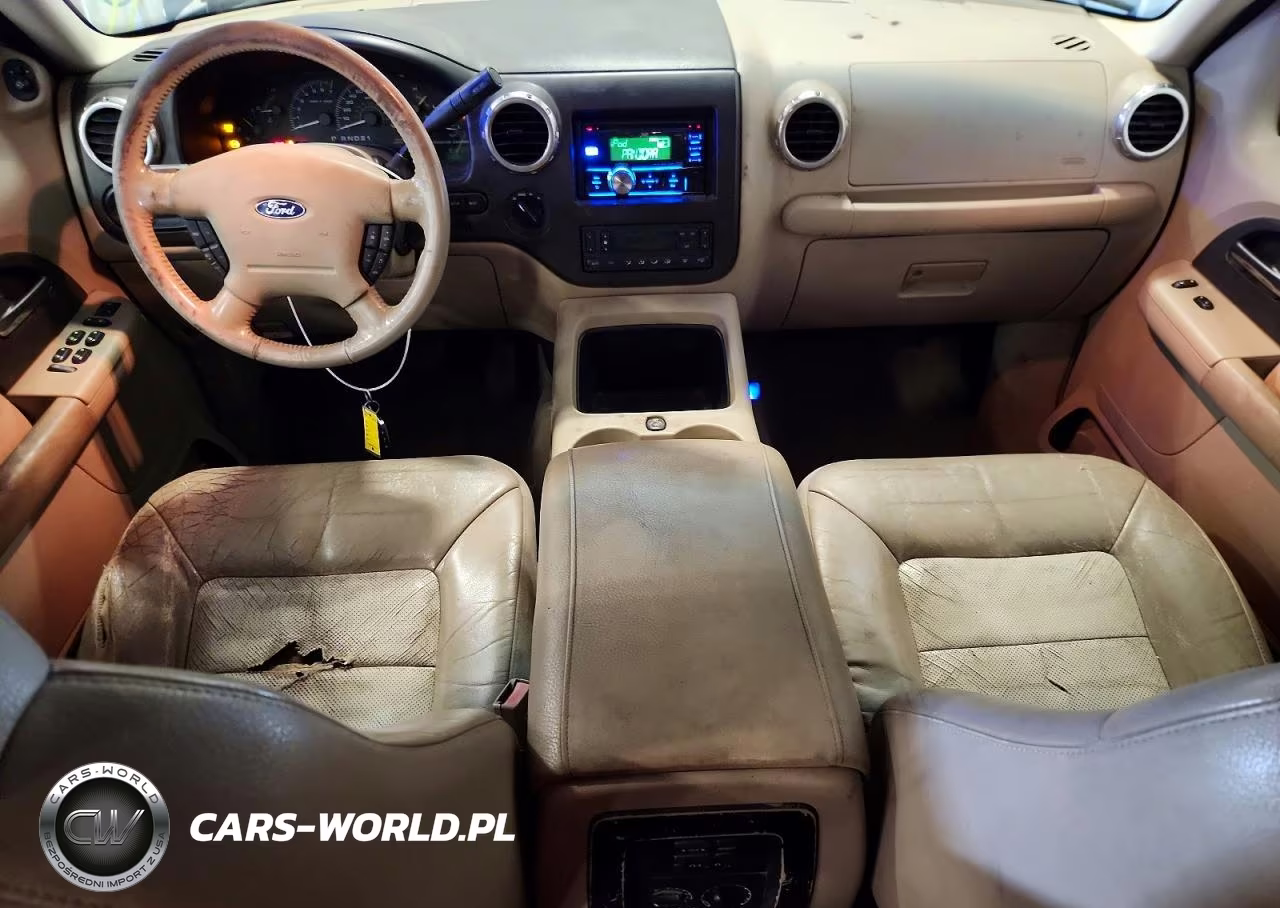 2003 Ford Expedition Eddie Bauer VIN:1FMFU18L83LA66460 - 8