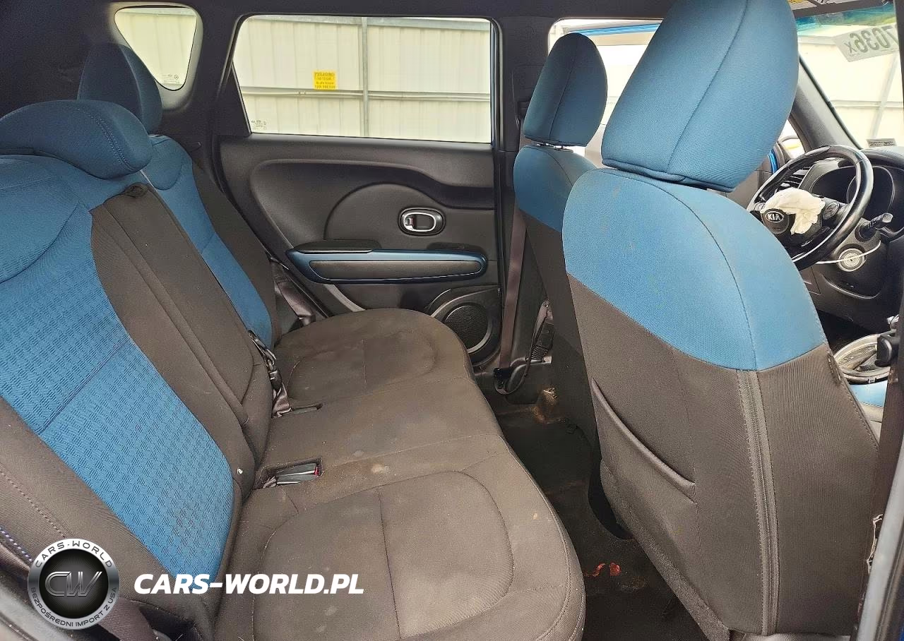 2015 Kia Soul + VIN:KNDJP3A57F7220036 - 11