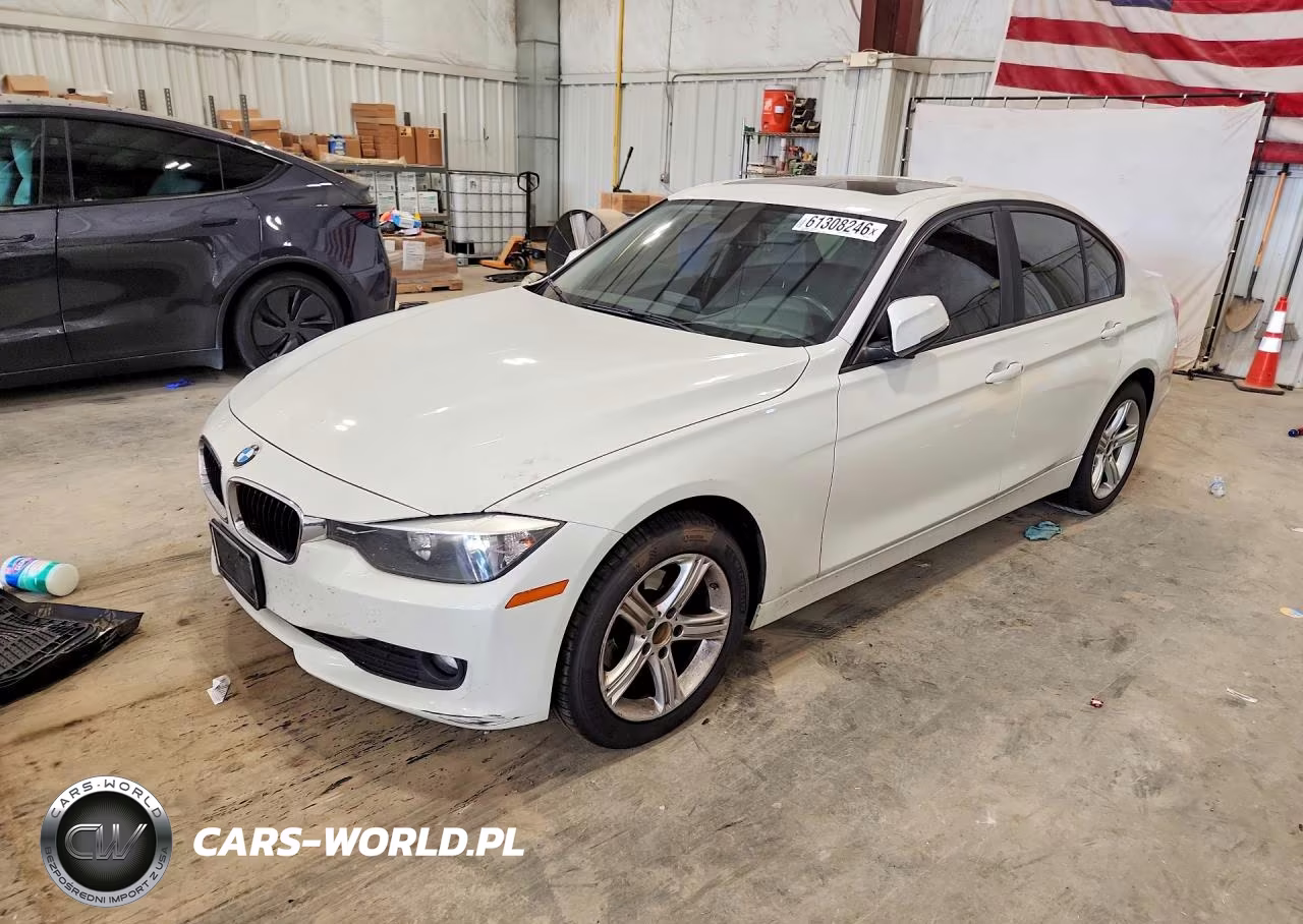 2013 BMW 320 I xDrive – zdjęcie 1 z 12