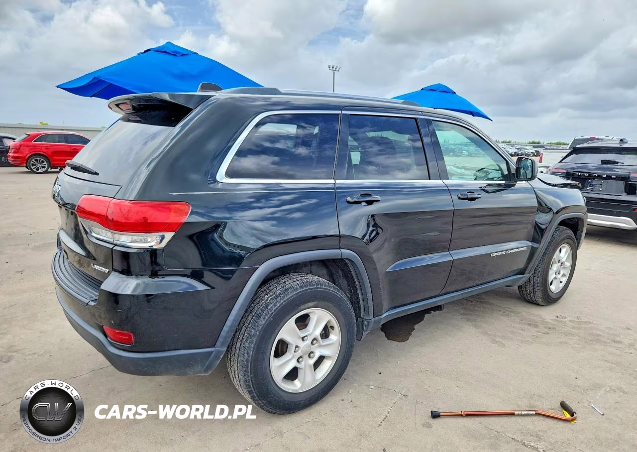 2014 Jeep Grand Cherokee Laredo VIN:1C4RJFAG1EC119877 - 3