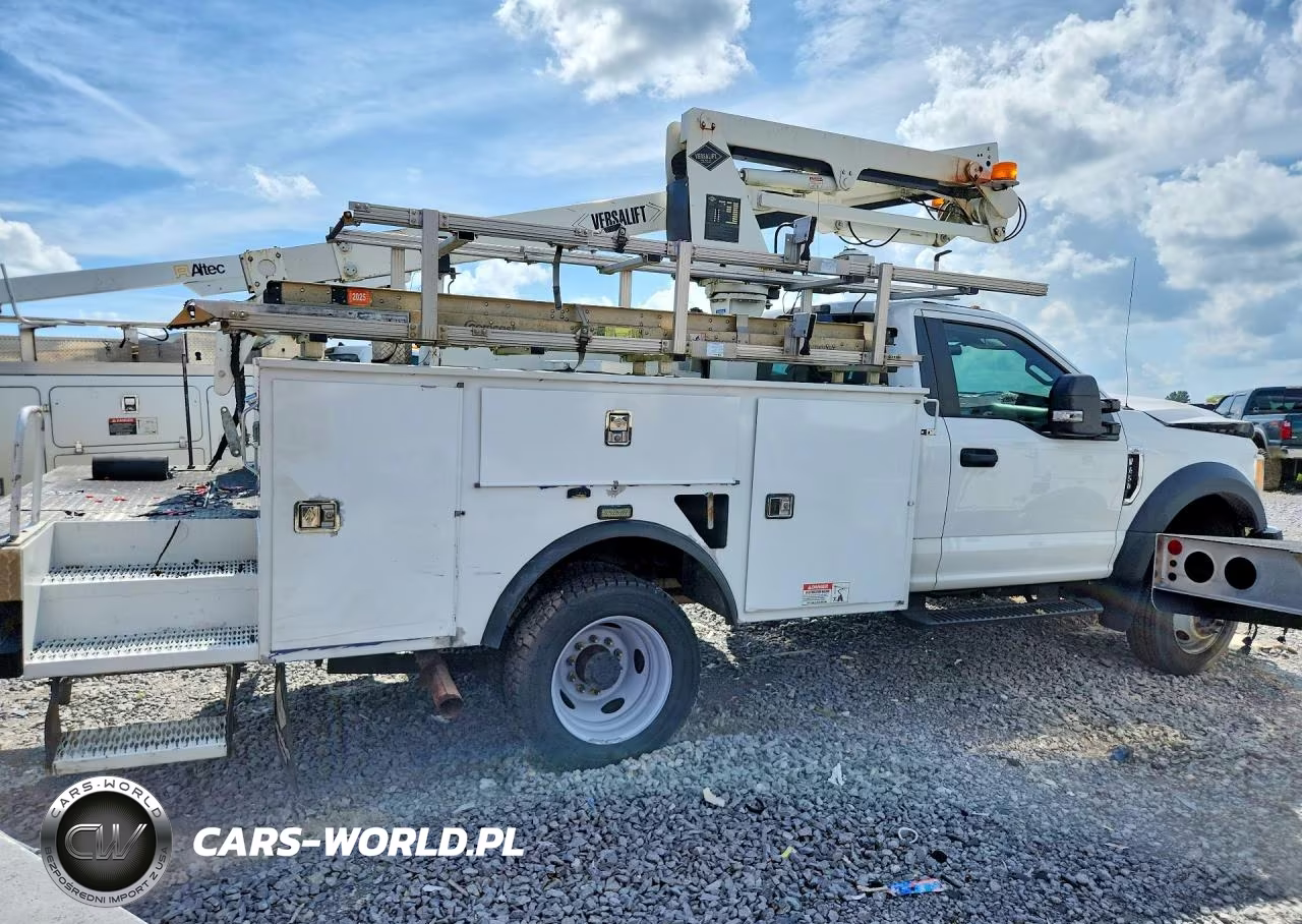 2017 Ford F450 Super Duty VIN:1FDUF4GY0HED46854 - 3