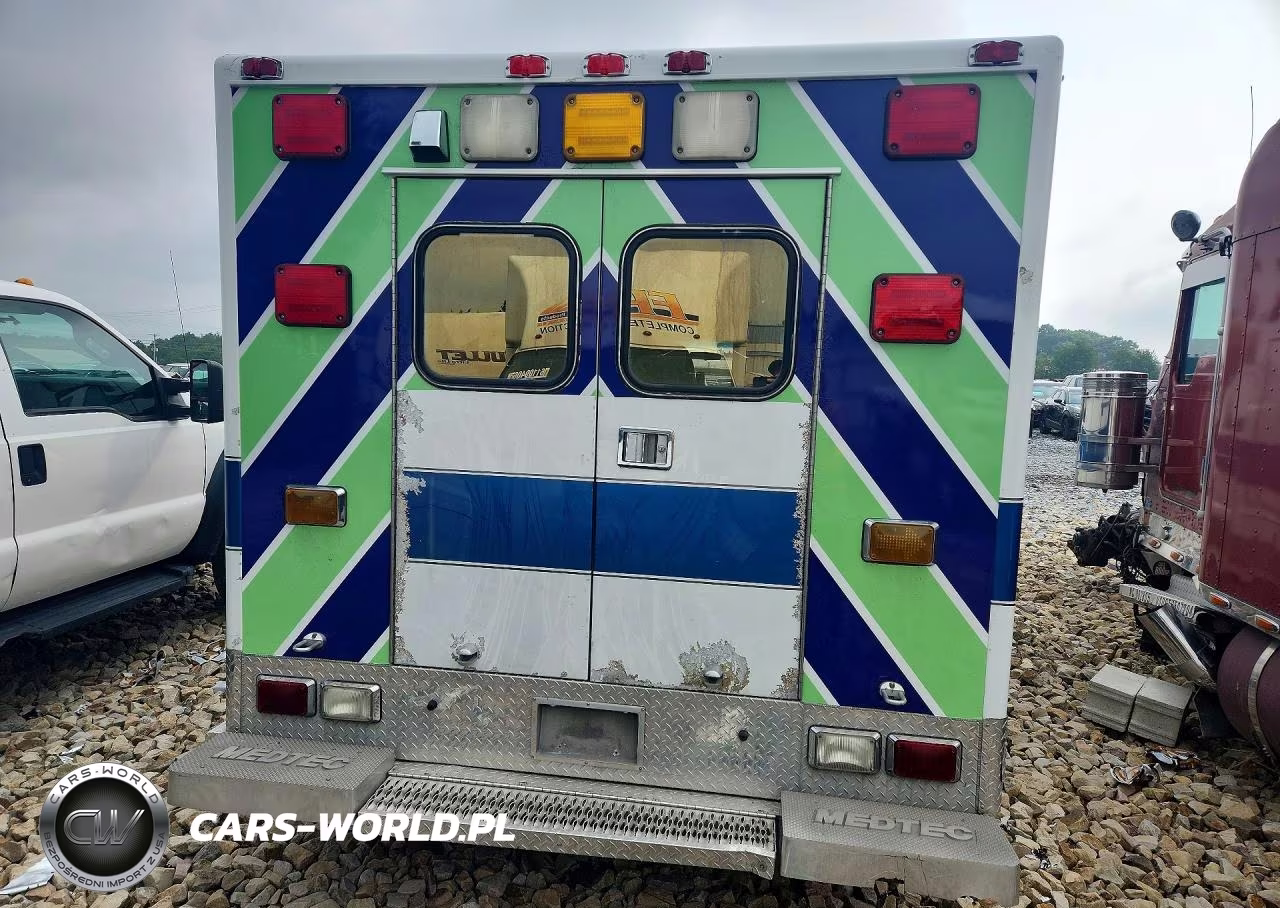 2002 Ford Econoline - Ambulance VIN:1FDXE45FX2HB37547 - 6