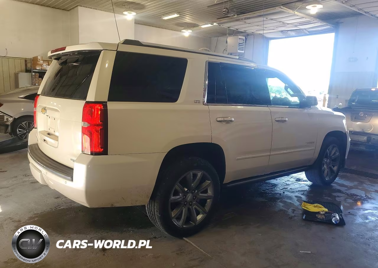 2015 Chevrolet Tahoe K1500 Ltz VIN:1GNSKCKCXFR739609 - 3