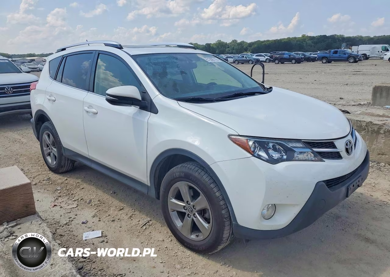 2015 Toyota Rav4 Xle VIN:JTMRFREV8FD173359 - 4