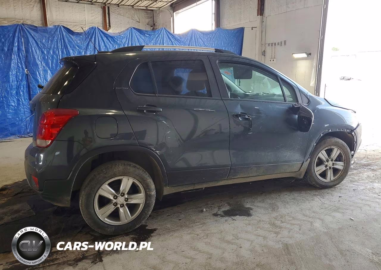 2021 Chevrolet Trax 1Lt VIN:KL7CJLSMXMB360878 - 3