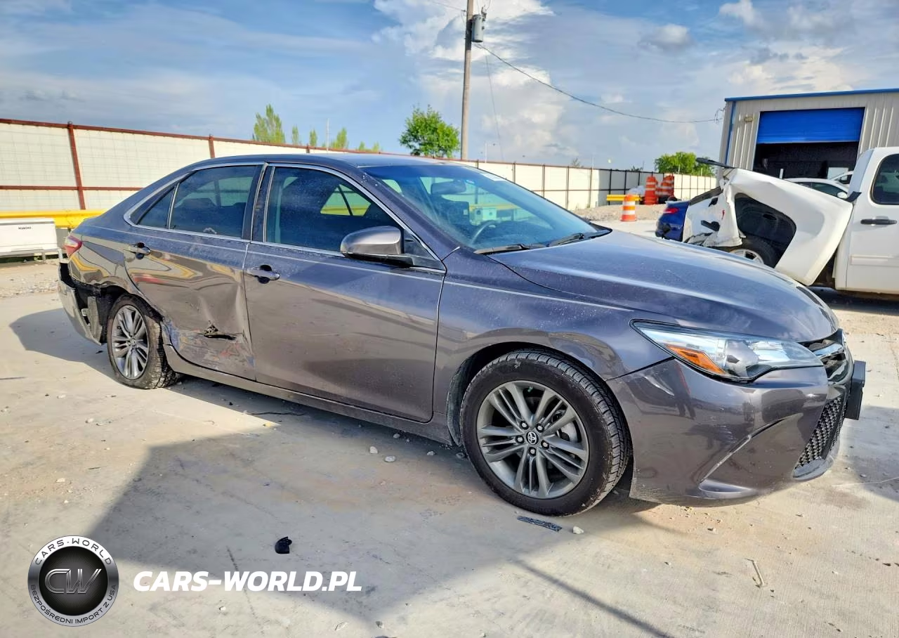 2017 Toyota Camry Se VIN:4T1BF1FK5HU276423 - 4