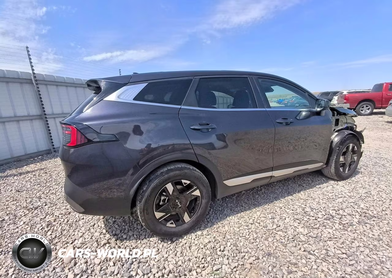 2026 Kia Sportage Lx VIN:5XYK23DF1TG386476 - 3