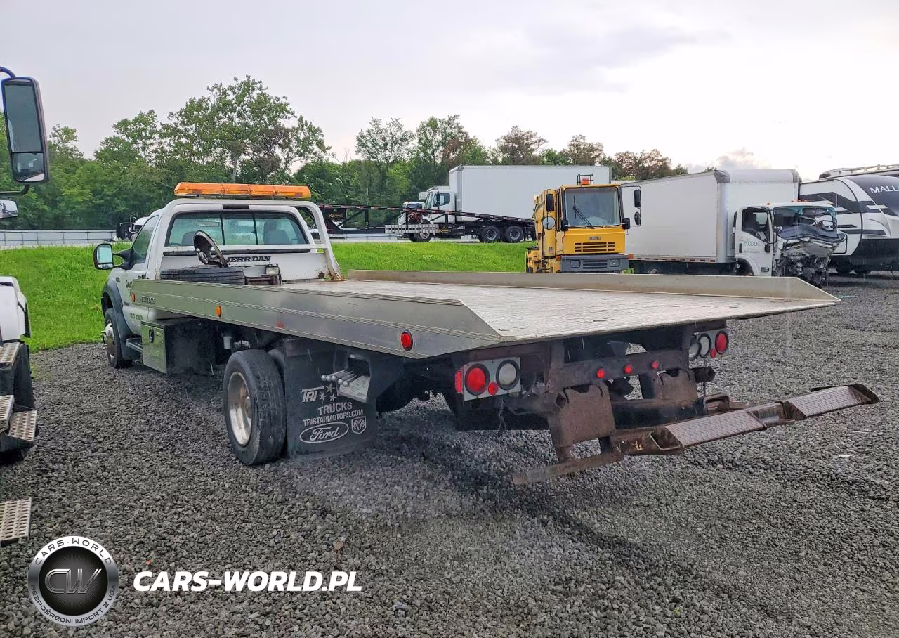 2007 Ford F550 Super Duty VIN:1FDAF57P87EB19863 - 2