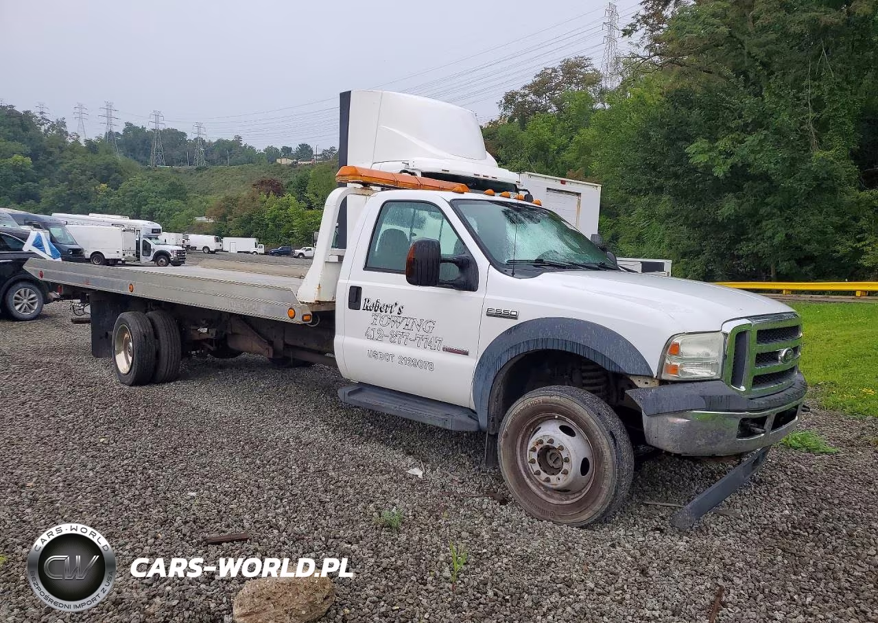 2007 Ford F550 Super Duty VIN:1FDAF57P87EB19863 - 4