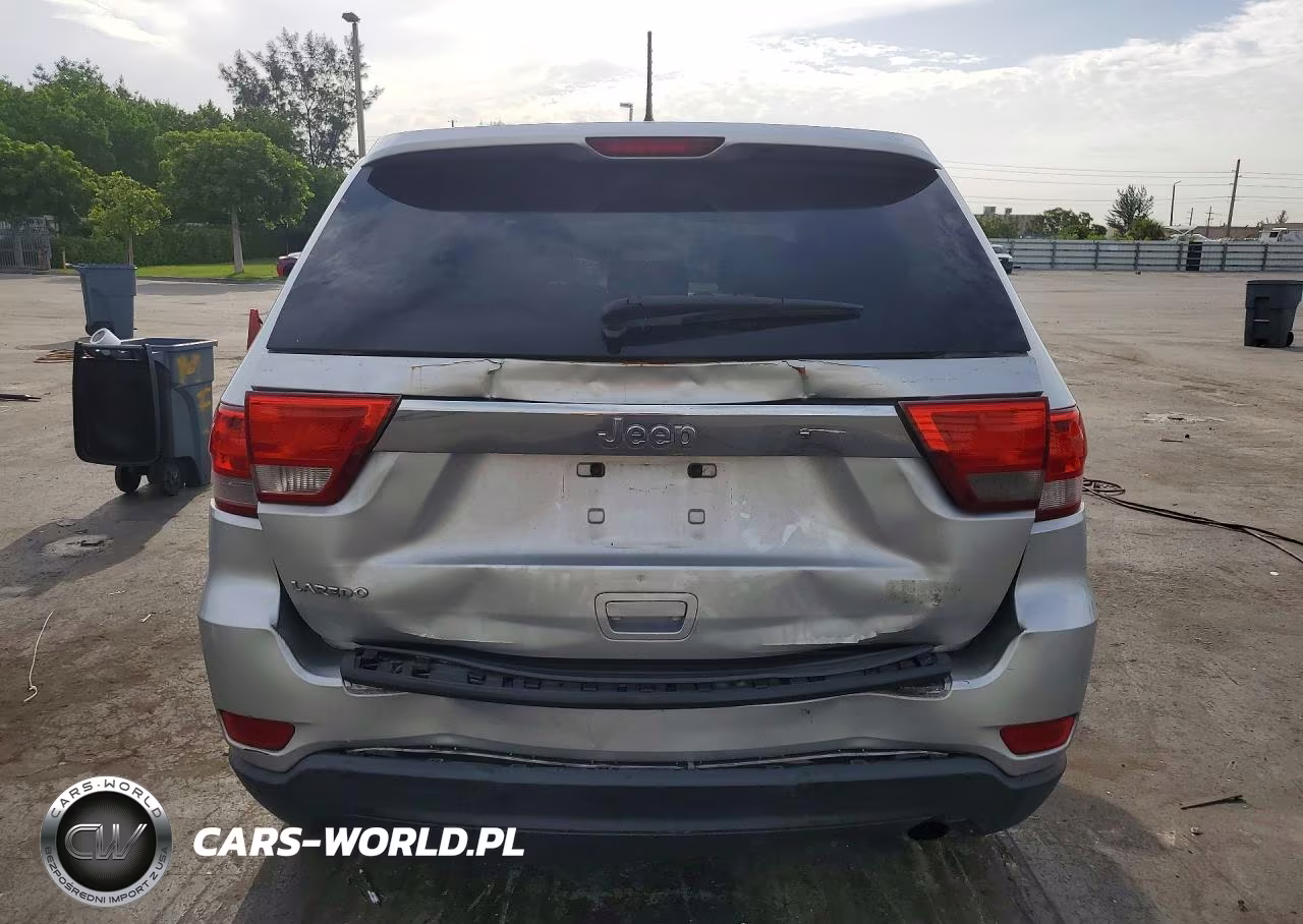 2012 Jeep Grand Cherokee Laredo VIN:1C4RJEAG4CC282062 - 6