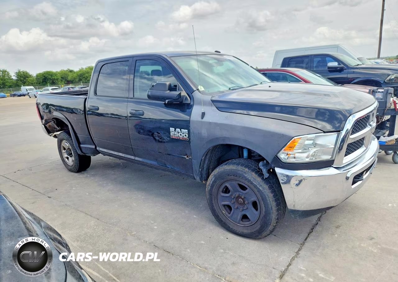 2018 Ram 2500 St VIN:3C6UR5CL5JG315391 - 4