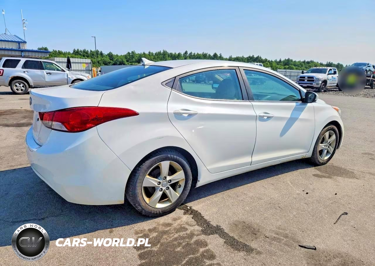 2012 Hyundai Elantra Gls VIN:5NPDH4AE0CH113871 - 3