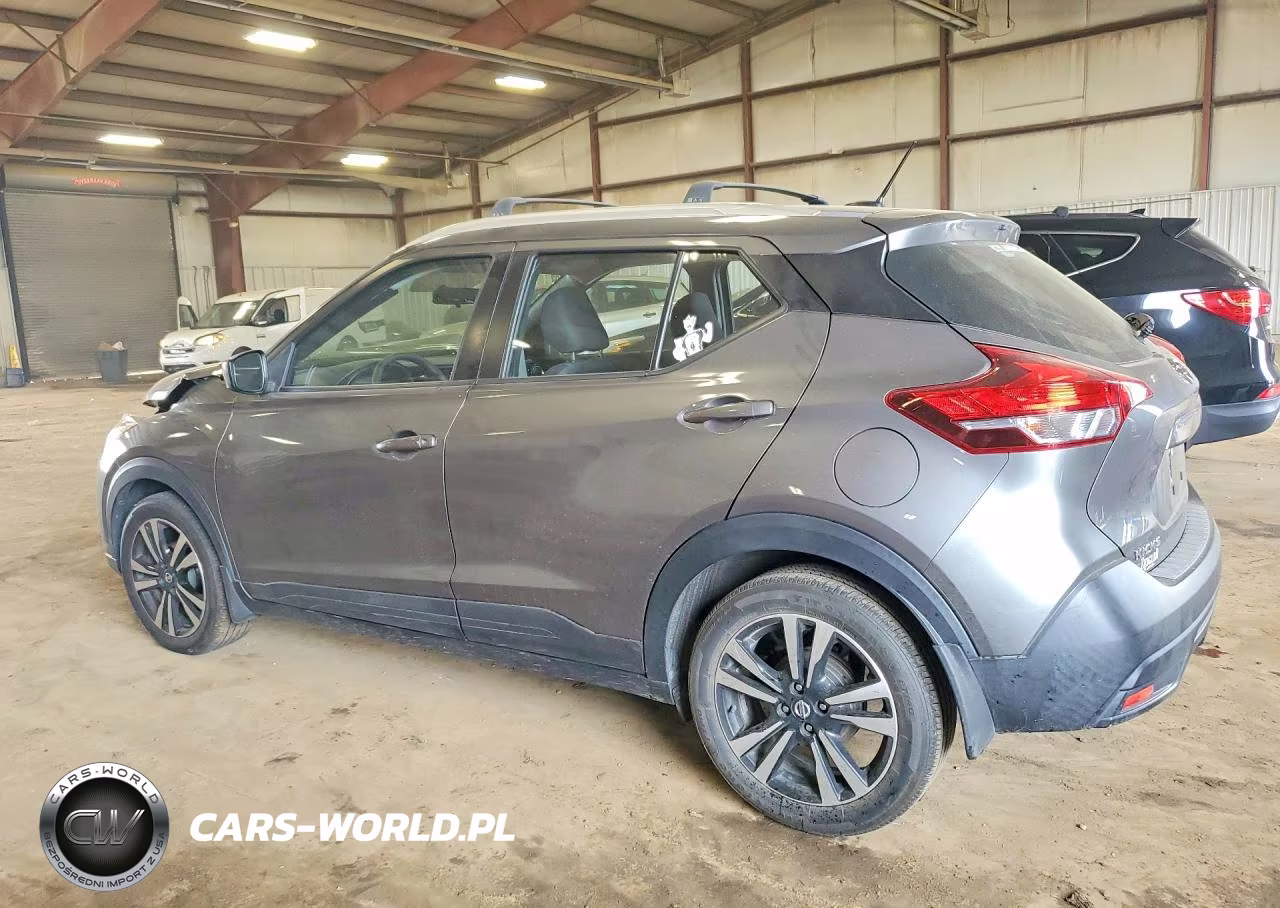 2019 Nissan Kicks Sv VIN:3N1CP5CU3KL498353 - 2