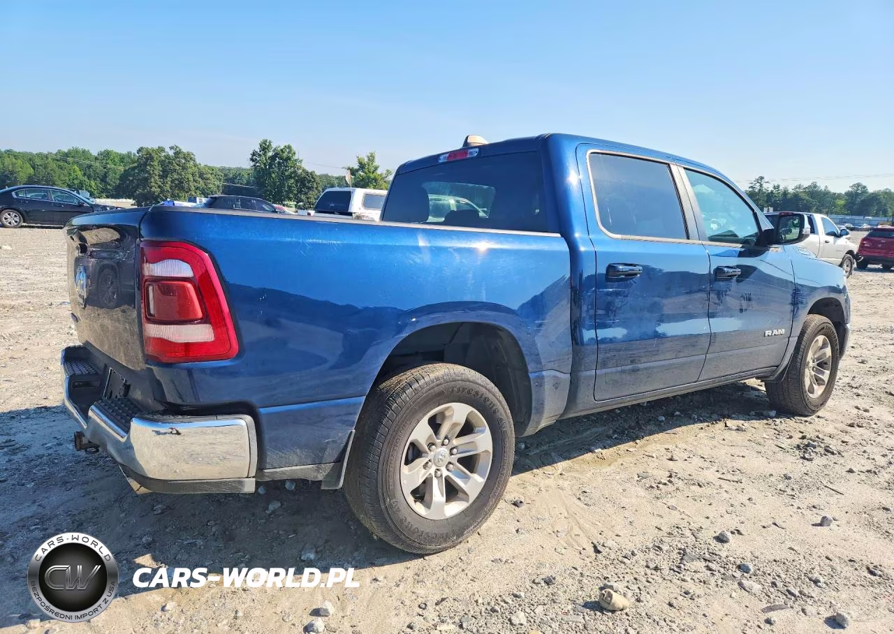 2024 Ram 1500 Laramie VIN:1C6RREJT9RN218786 - 3