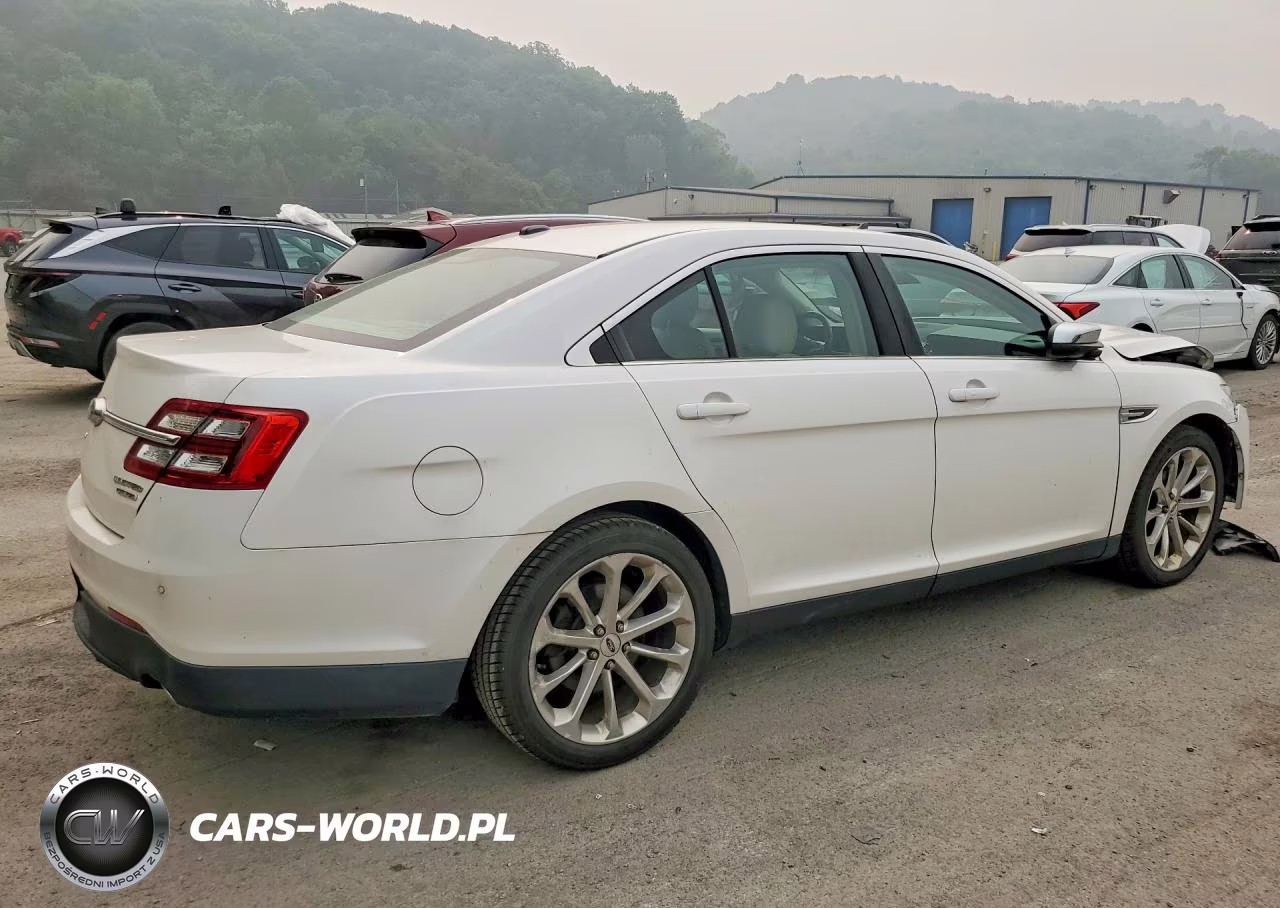 2015 Ford Taurus Limited VIN:1FAHP2F84FG174568 - 3