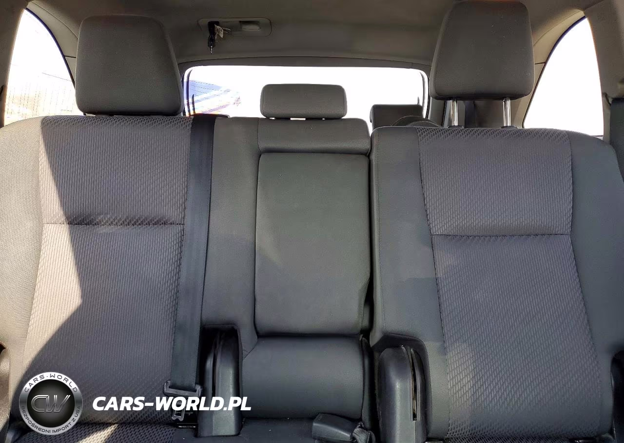 2019 Toyota Highlander Le VIN:5TDZARFH9KS051485 - 10